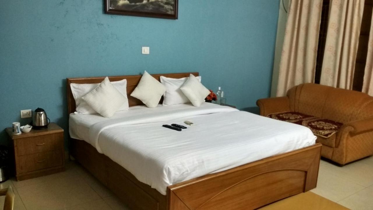 Bed and Breakfast The See Some à Rishīkesh Extérieur photo