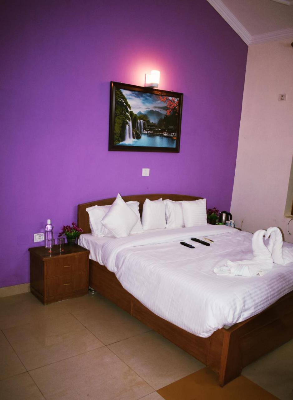 Bed and Breakfast The See Some à Rishīkesh Extérieur photo