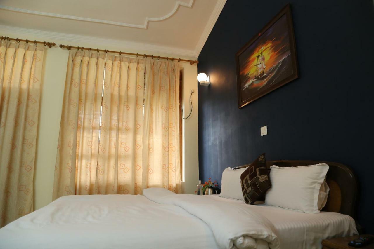 Bed and Breakfast The See Some à Rishīkesh Extérieur photo
